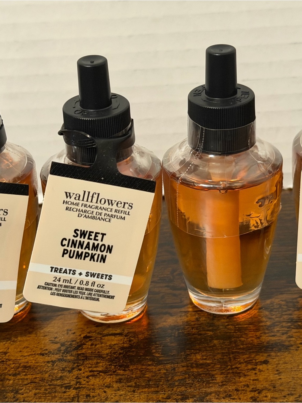 4 Bath & Body Works Wallflower Oil Refill Bulbs Sweet Cinnamon Pumpkin, New